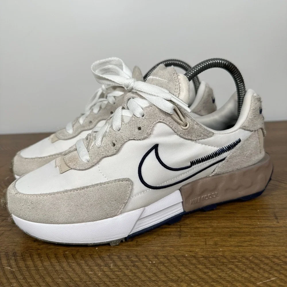 Nike Sneakers Womens 7 White Sanddrift Fontanka Waffle Running Gym Shoes